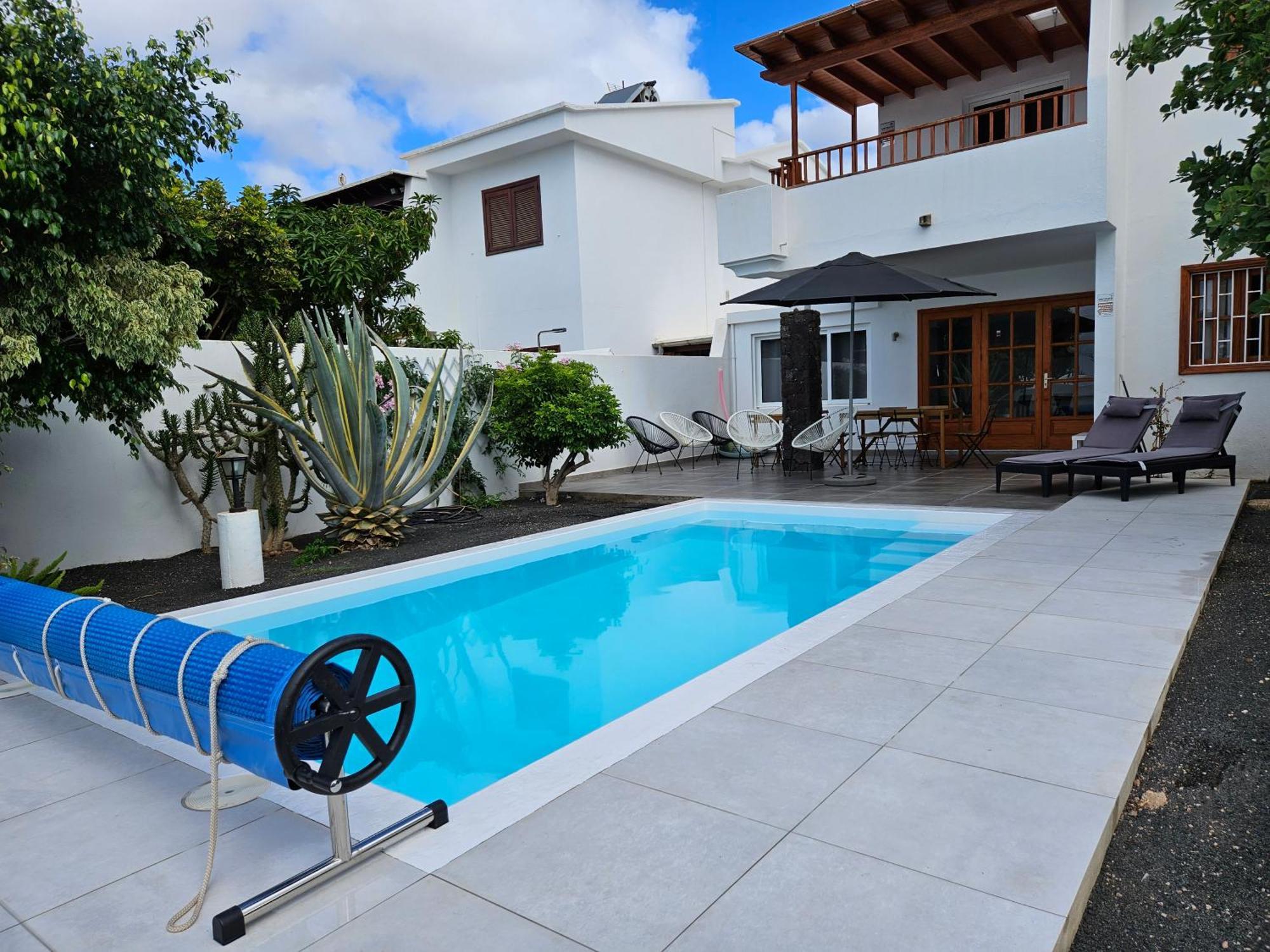 Villa Anna With Heated Pool Puerto del Carmen  Exteriör bild